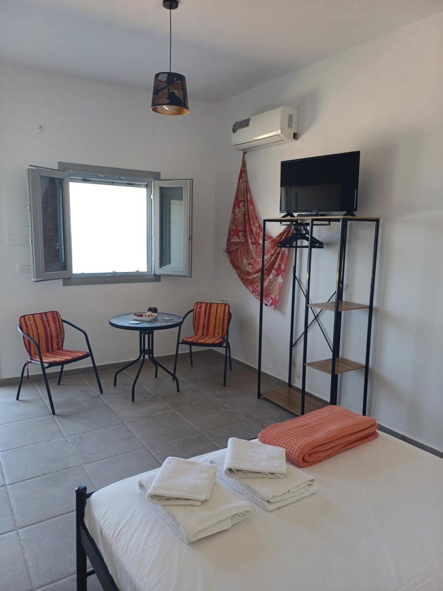 'Nektarios' Cycladic House With Sunrise And Sea View!! Apartment Oía Exterior photo